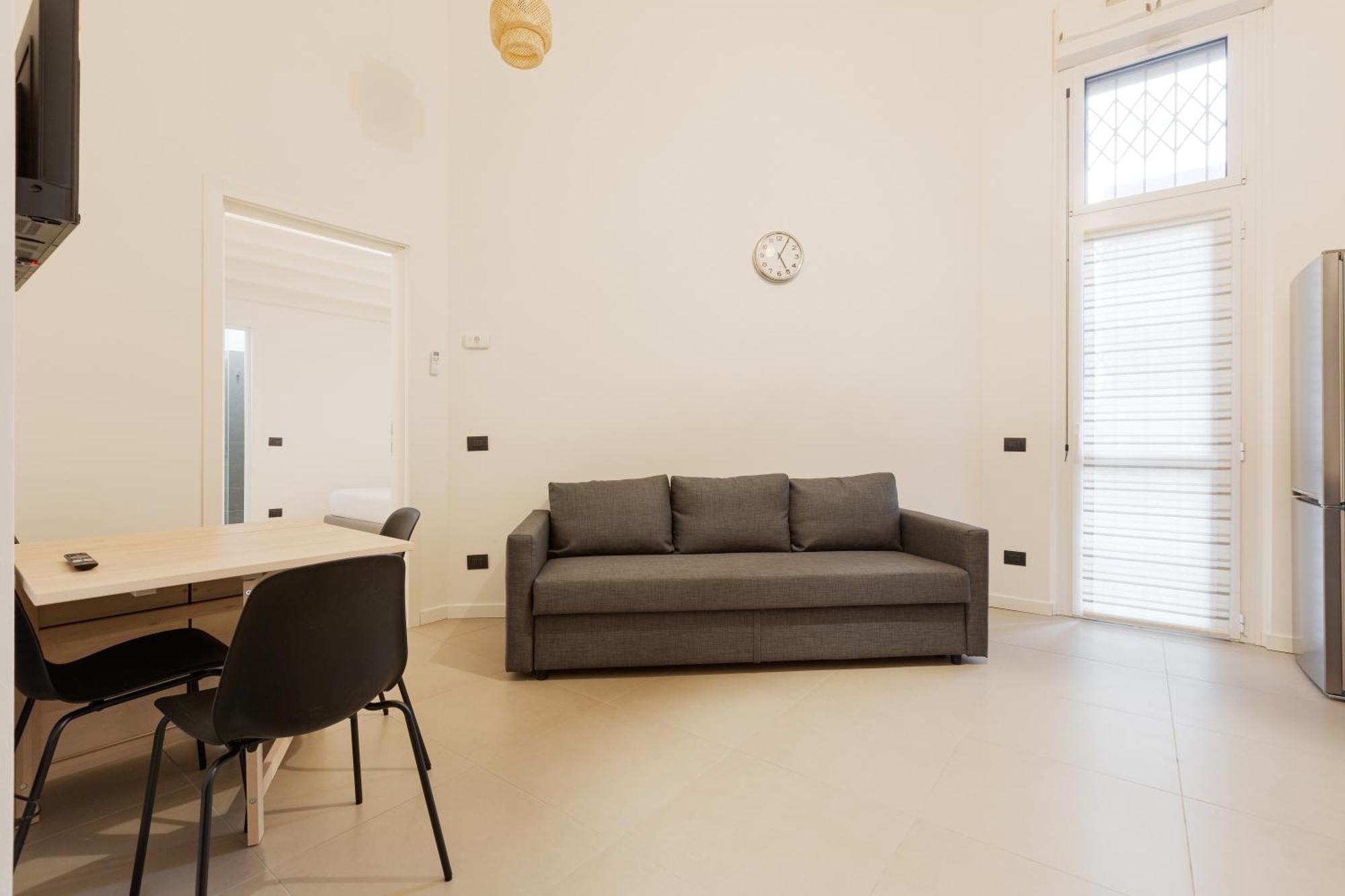 Appartement Cozy Corner With Balcony And Private Garage! à Milan Extérieur photo