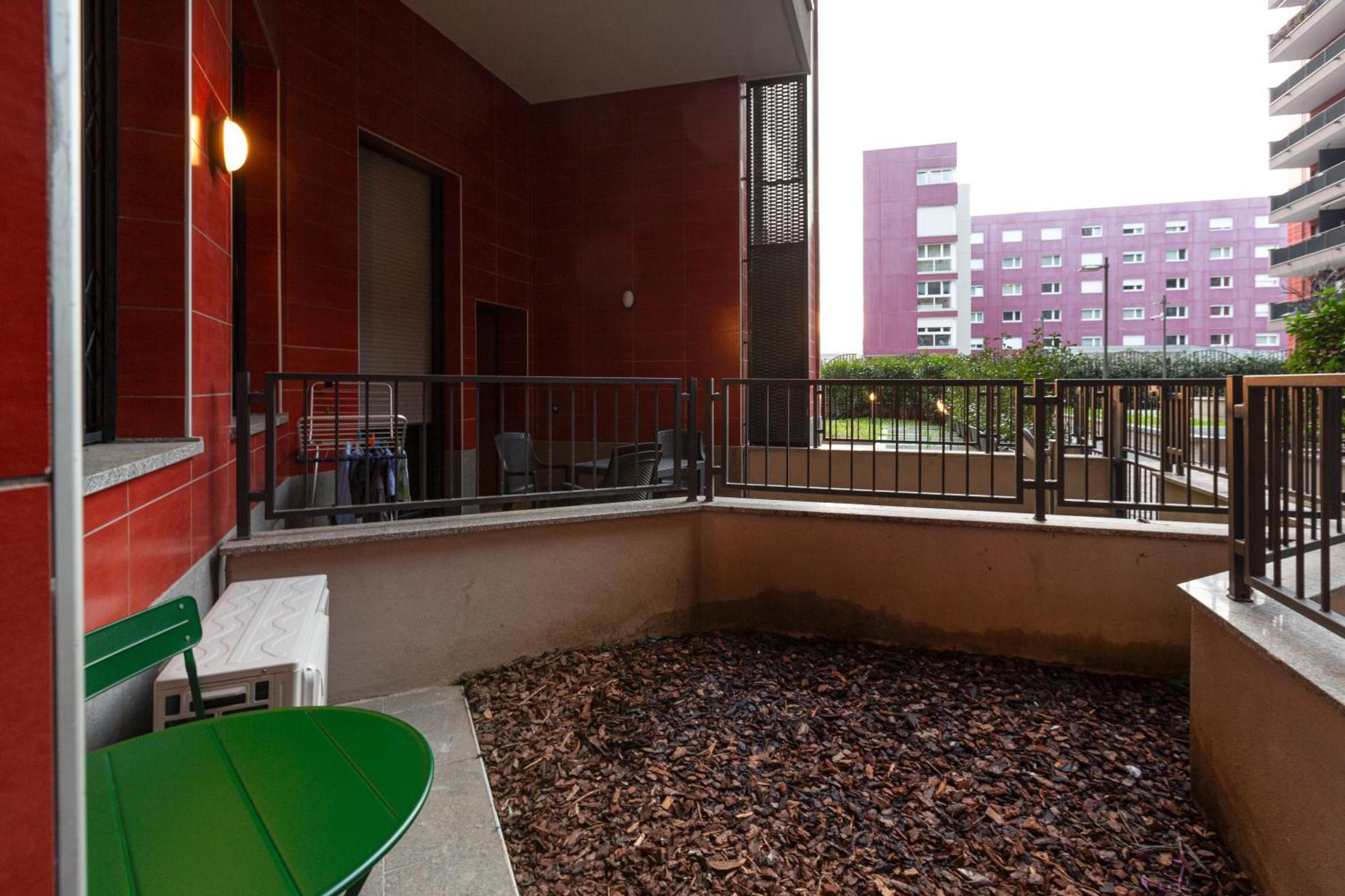 Appartement Cozy Corner With Balcony And Private Garage! à Milan Extérieur photo