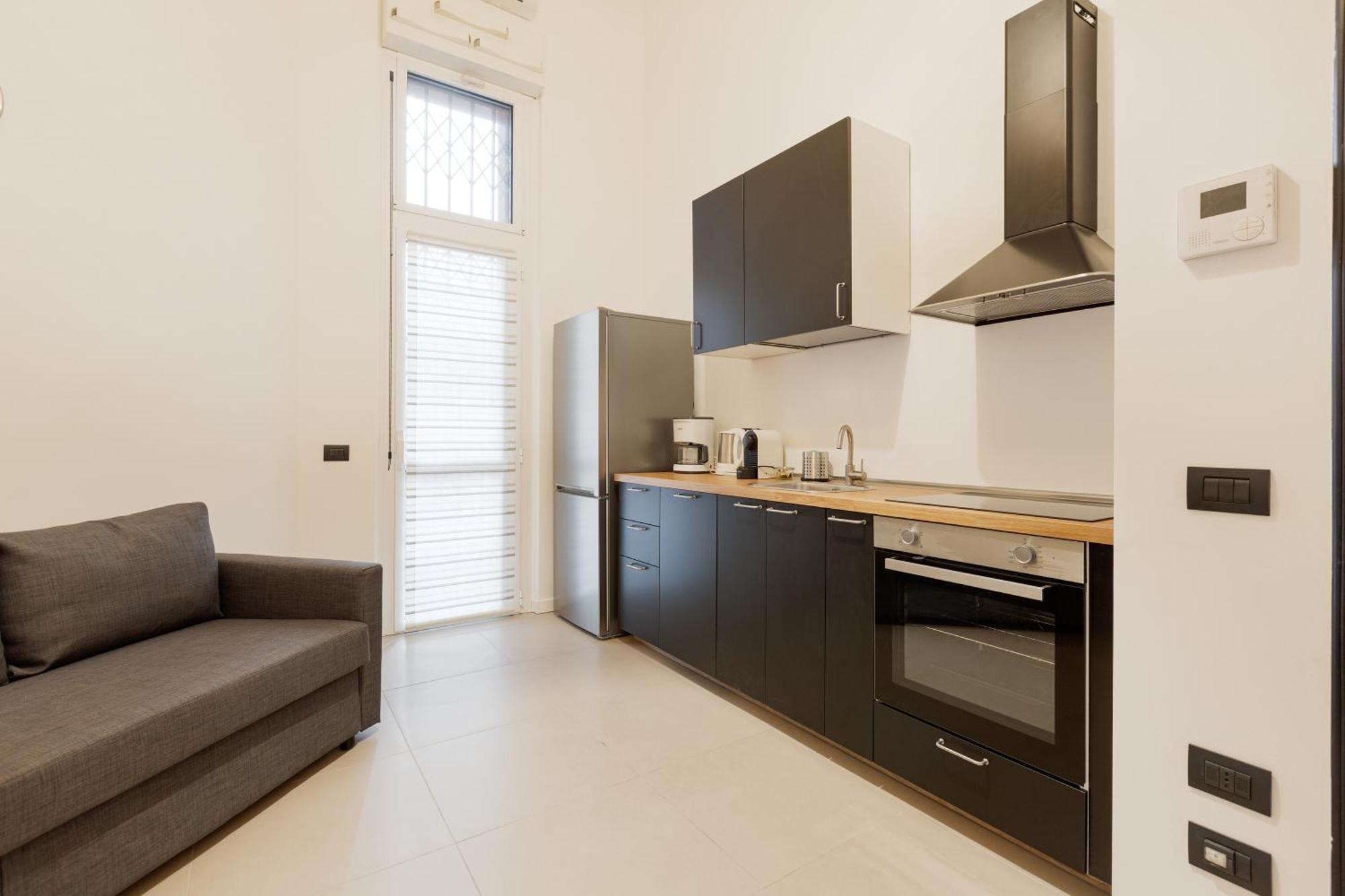 Appartement Cozy Corner With Balcony And Private Garage! à Milan Extérieur photo